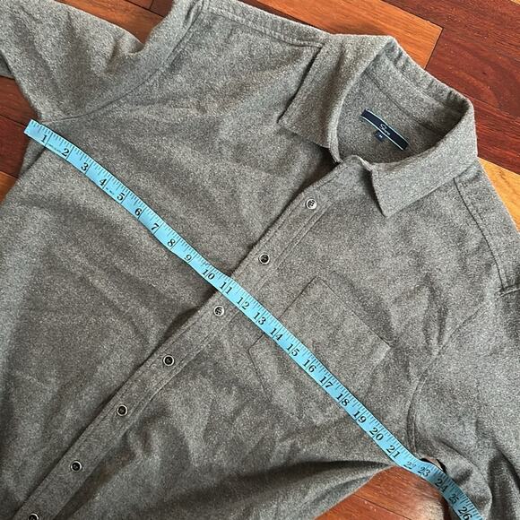 Shore Grey Flannel Button Up Shirt Men’s Medium Cozy Soft Long Sleeve Preppy - Picture 8 of 8